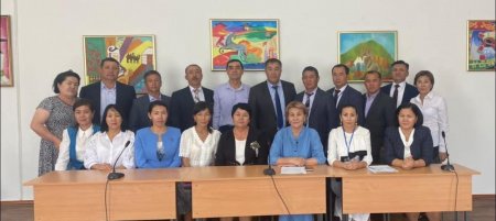 Республикалық тамыз кеңесі аясындағы өткізілген облыстық өнер мектептерінің секция отырысы.